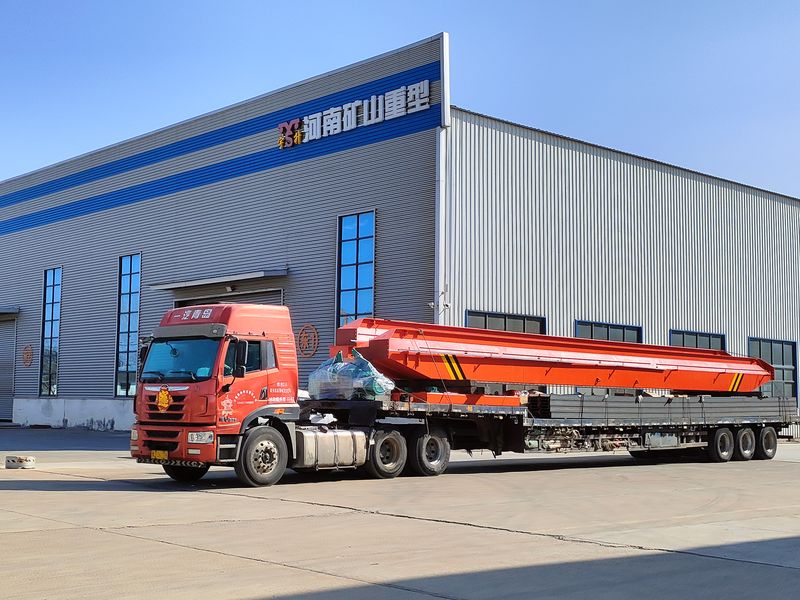 電動單梁起重機(jī)，LD20t-26.8m，4臺，發(fā)往石家莊交付客戶使用。